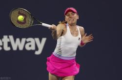 开云体育-科维托娃新星晋级下一阶段表现突出，皇家马德里前途光明！